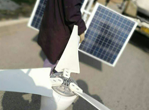 服務(wù)客戶，樹歐陸風(fēng)機(jī)新形象