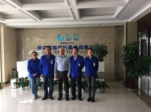 俄羅斯客戶伊戈爾一行圓滿完成對歐陸電氣的考察